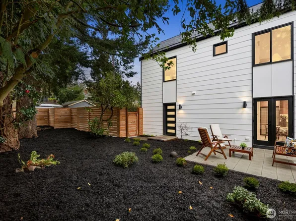 3622 48th Avenue SW, Seattle, WA 98116