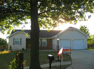 6704 NW Saint Clair Ct, Kansas City, MO 64151