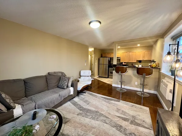 116 Sycamore St APT 26, Somerville, MA 02145