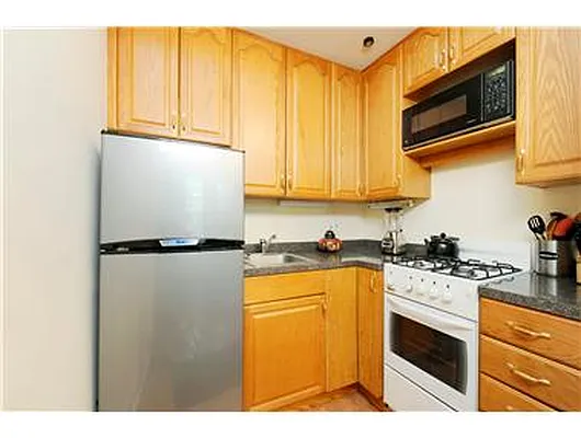 Sold by Douglas Elliman | media 14