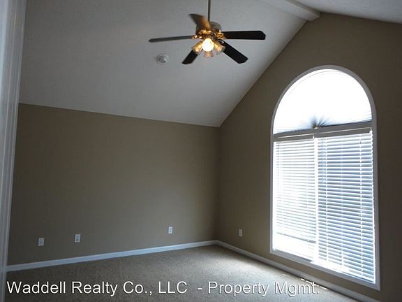 5th image of 207 Lee Road 2111