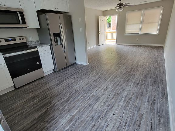 4th image of 408 E 6th Ave APT C