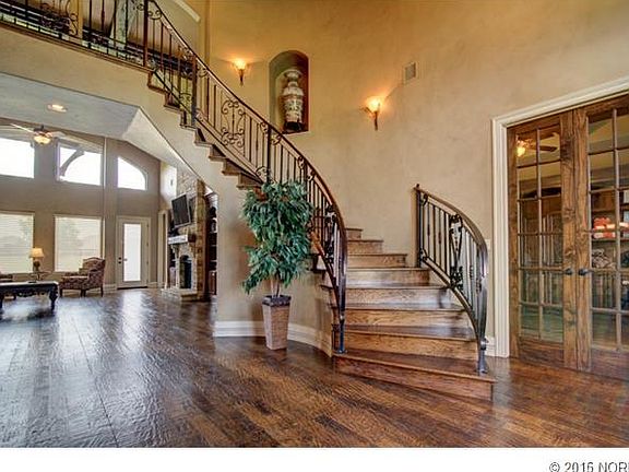 4th image of 6813 N Garden Stone Ln