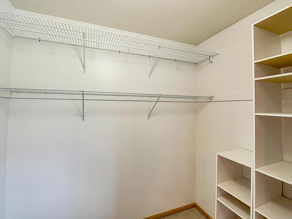 2nd image of 1702 Ponderosa Ln