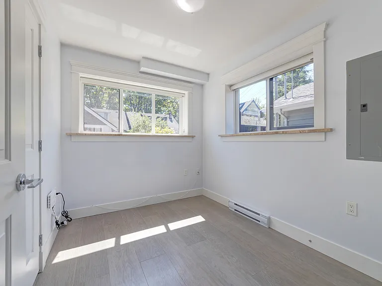 3017 Stephens St — Photo 12