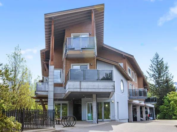 40775 Tantalus Rd #2, Squamish, BC V8B 0N2