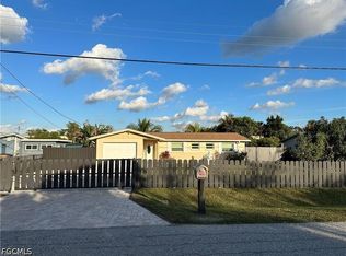 141 Schneider Dr, Fort Myers, FL 33905