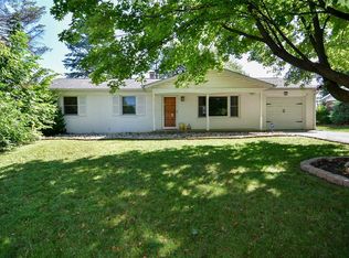 815 Chapel Hill Rd, Indianapolis, IN 46214