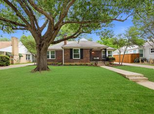 3525 Stadium Dr, Fort Worth, TX 76109