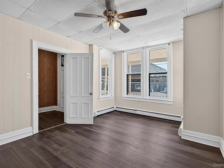 82 Jersey Ave — Photo 8