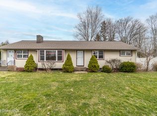 1 Park Dr, East Greenbush, NY 12061