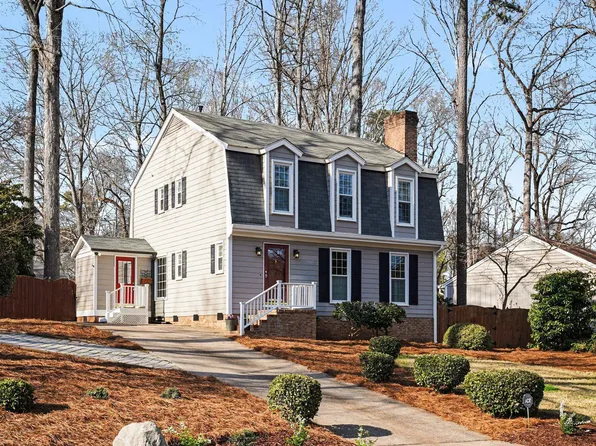 4505 Wenchelsea Pl, Raleigh, NC 27612