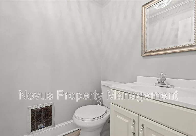 214 Maple St — Photo 30