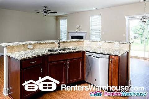 5th image of 51 Wales Dr