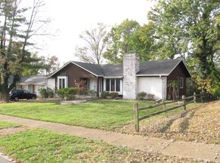 14 Sweetwood Ct, Ballwin, MO