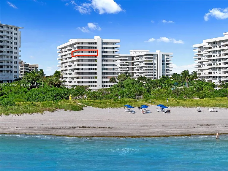 199 Ocean Lane Dr #1001 — Photo 36