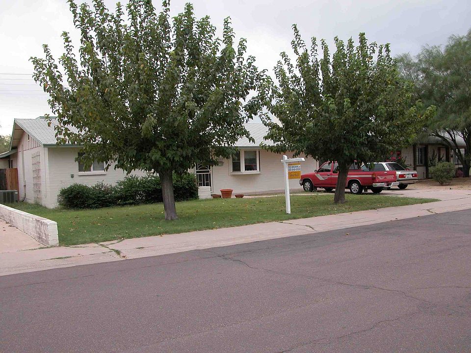 2nd image of 343 E Fillmore St