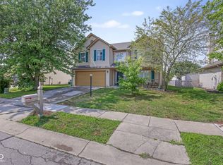 10138 Beresford Ct, Fishers, IN 46038
