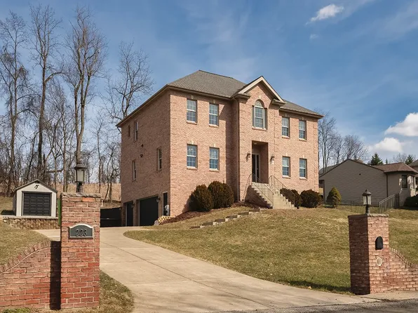 223 Arrowhead Ln, Eighty Four, PA 15330
