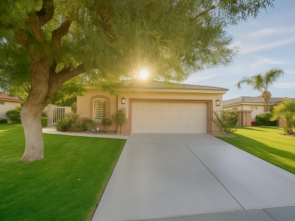 29543 W Laguna Dr