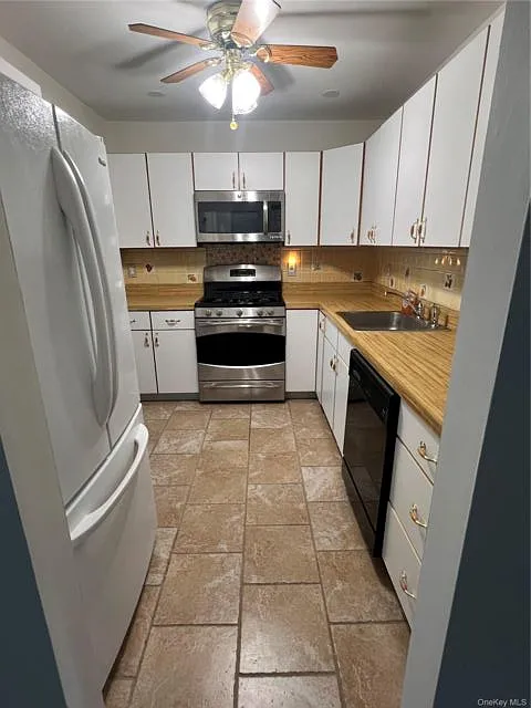 2 bed, 3.0 bath, 1000 sqft, $4,650 — Photo 3
