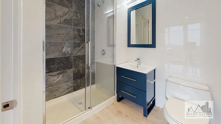 Rented by Metro Garden Realty NYC | media 44