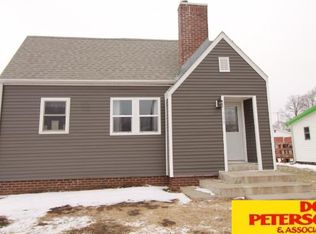 304 S 4th St, Pender, NE 68047