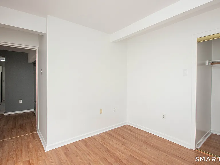 2879 Fairfield Ave #3 — Photo 12