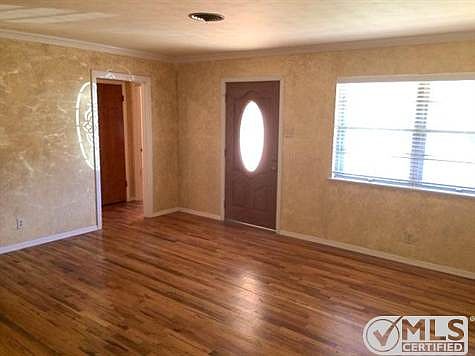 3rd image of 4905 Madella St