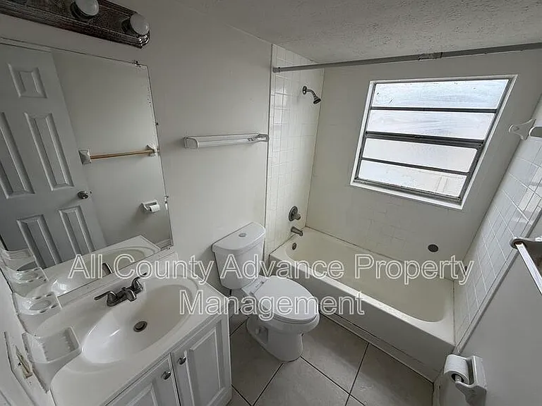 4909 E Temple Heights Rd #C — Photo 5