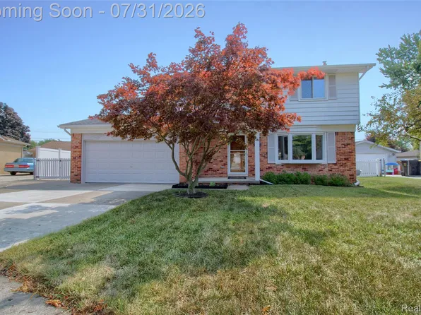 4835 Clark Ct, Trenton, MI 48183