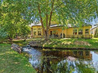 1908 S Stream Pointe Ln, Eagle, ID 83616