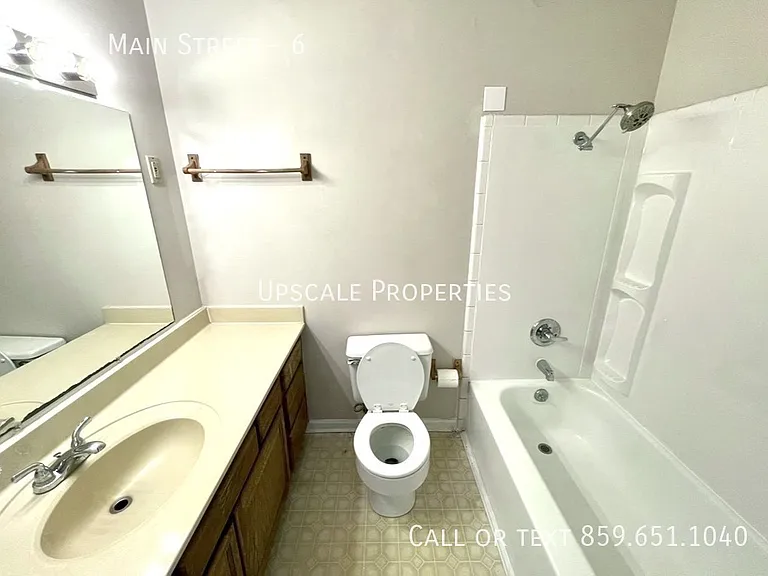 312 E Main St #6 — Photo 5