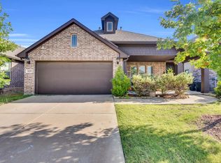1129 Snowy Owl Dr, Alvarado, TX 76009