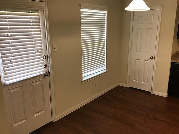 4th image of 21511 Nella Cir