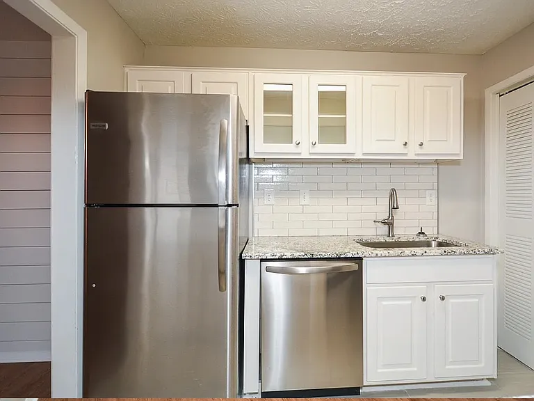 307 Park Ridge Cir #307 — Photo 21