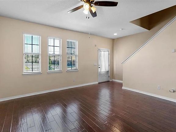 3rd image of 6072 Saint Julian Dr