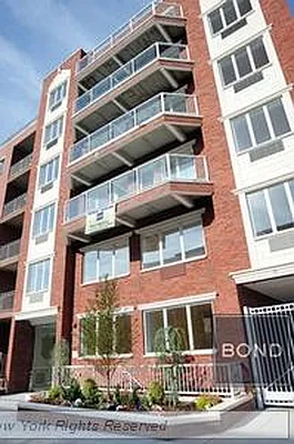 Sold by Bond New York | media 10
