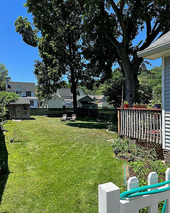 2nd image of 37 Lake Ave