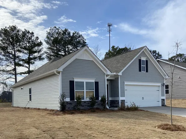 4911 Pioneer Dr, Sanford, NC 27330