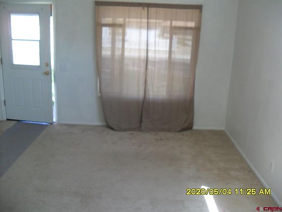 5th image of 713 E 2nd St