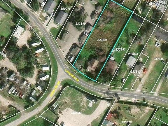 2nd image of 436 Lakeside Dr