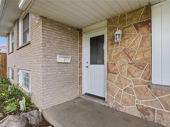 5th image of 4 Clifton Downs Rd