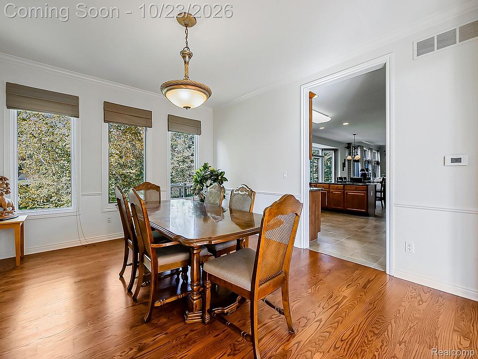 18777 Stonewater Blvd, photo 14