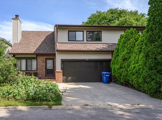 6415 Pruthmore Ct, Lisle, IL 60532