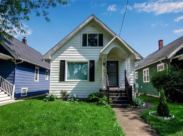 2468 Willow Ave, Niagara Falls, NY 14305