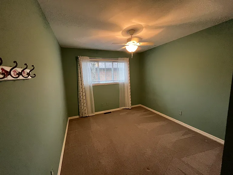 301 S Village Dr — Photo 29