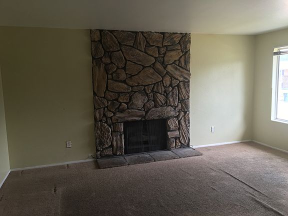 5th image of 4326 W Stane Ave