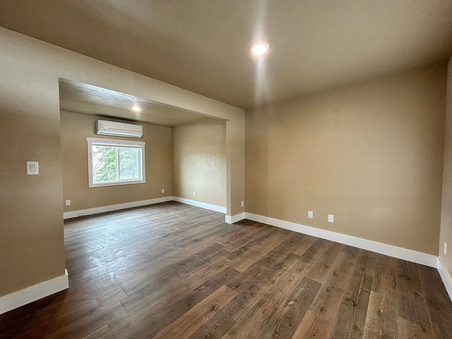 105 S. Clifton Street — Photo 3