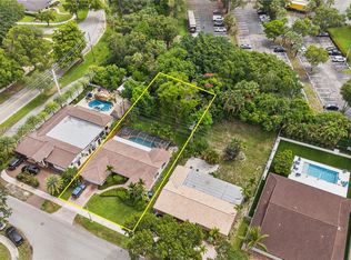 14535 Lake Candlewood Ct, Miami Lakes, FL 33014